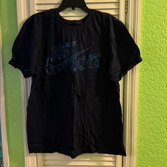Nike Navy Tee with Aqua Graphic - Picture 1 of 4